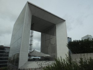 La Grande Arche which is in perfect alignment with L'Arc de Triomphe