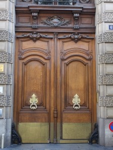 Boulevard Haussmann has exquisite doors and this series was especially nice!