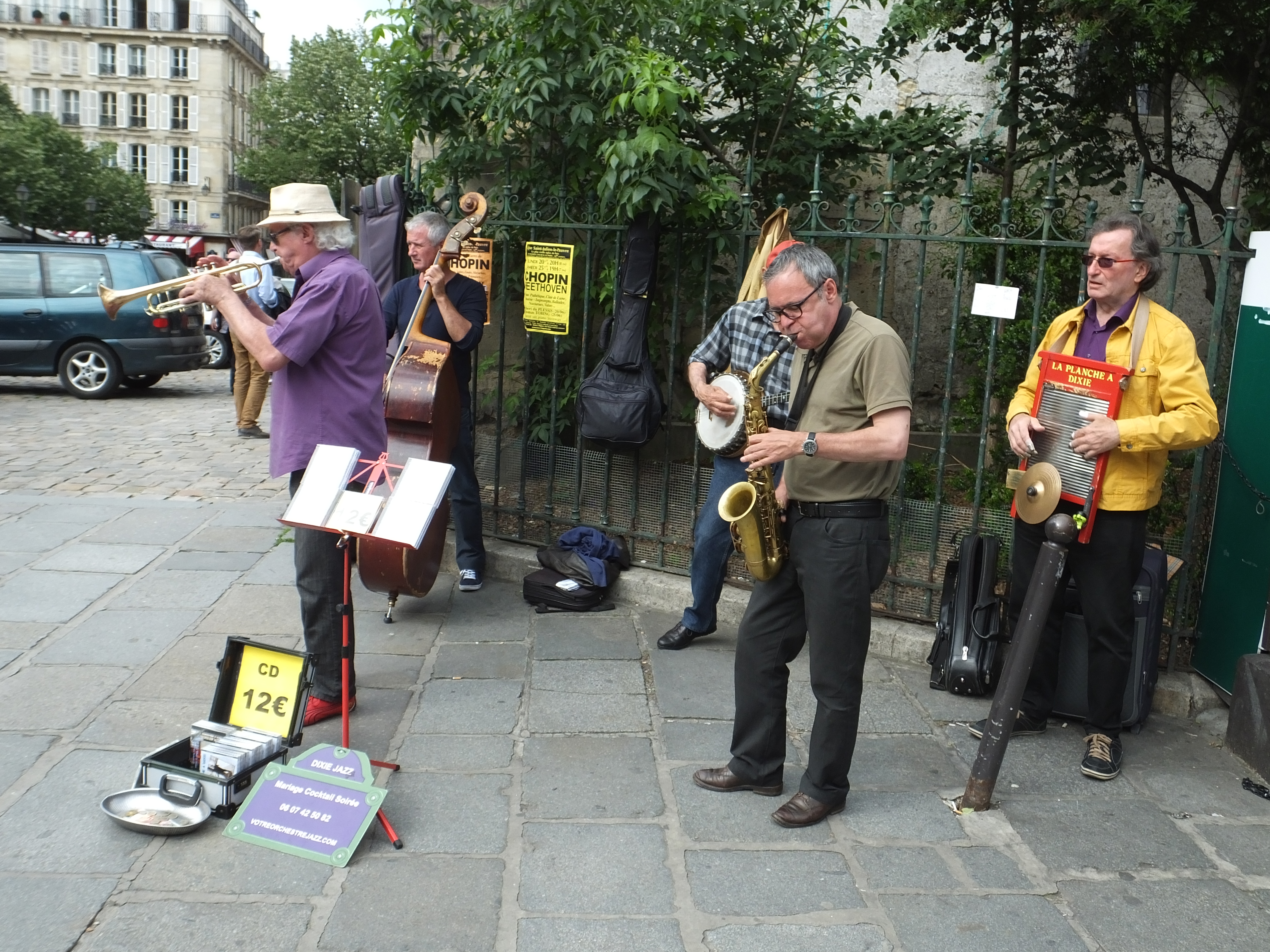 A fun street band